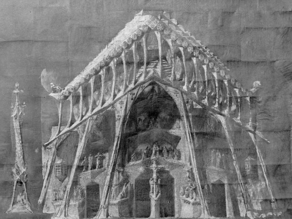 歷時144年！巴塞隆拿聖家堂封頂成全球最高教堂  門票/預約攻略/登塔/5大隱世打卡位 