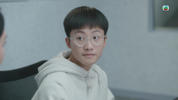 正義女神｜劉倬昕魔性氣場挑機壓制陳煒！入行5年「一人演多角」生涯終於彈出