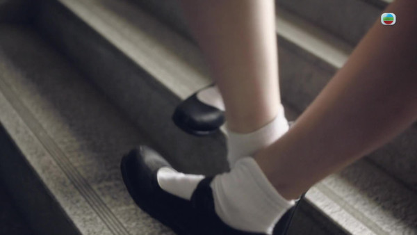 正義女神｜女學生22歲羅皓誼首演喊戲超揪心 原來係《愛回家》呢個搞笑角色