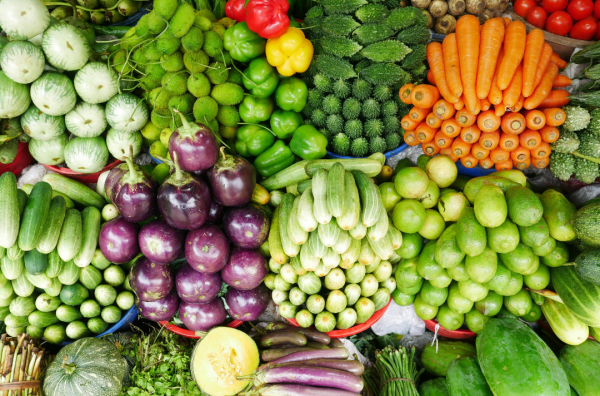 廚房衛生｜倒湯麵落鋅盤超錯？專家揭10種食物塞喉兼生菌 蛋殼、咖啡渣全上榜