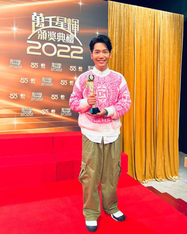 正義女神｜黃建東暴瘦30磅變紙片人！兩頰凹陷認唔出 證實身體出事疑有大病先兆