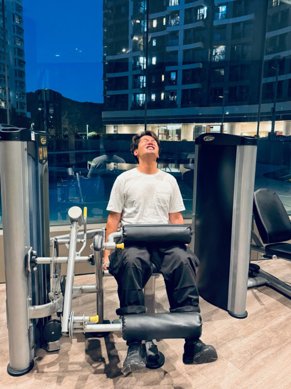 正義女神｜黃建東暴瘦30磅變紙片人！兩頰凹陷認唔出 證實身體出事疑有大病先兆