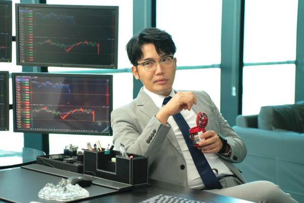 正義女神｜黃建東暴瘦30磅變紙片人！兩頰凹陷認唔出 證實身體出事疑有大病先兆