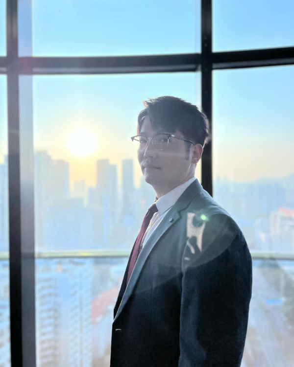 正義女神｜黃建東暴瘦30磅變紙片人！兩頰凹陷認唔出 證實身體出事疑有大病先兆