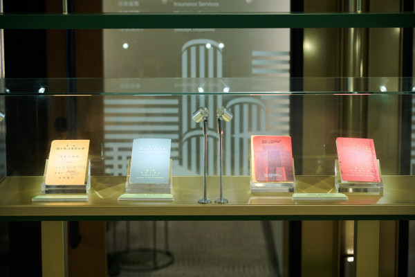 100萬「紅簿仔」用戶福音！ 恒生首創「存摺寶」取代傳統打簿：免記密碼、大字體 物理防駭客一嘟即睇過往兩年紀錄