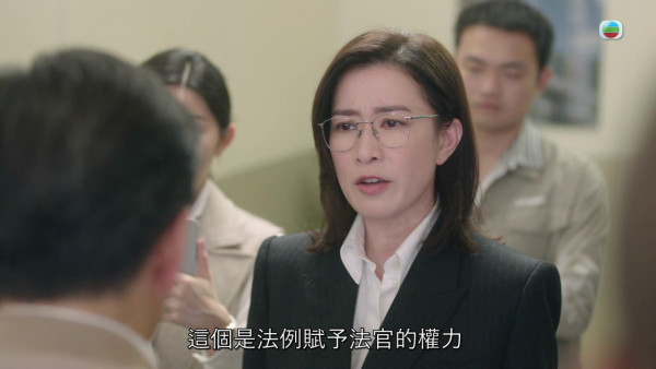 正義女神｜佘詩曼「一嘢怒睥」演技再封神 言官1秒轉換3大層次情緒