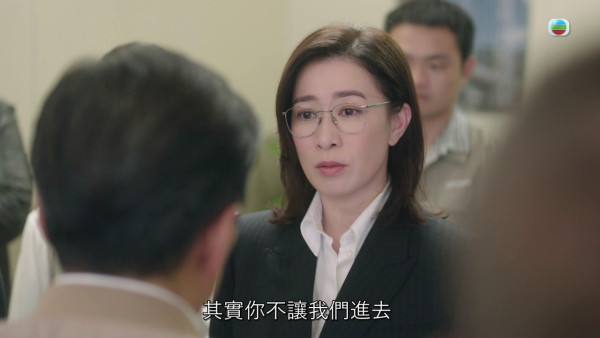 正義女神｜佘詩曼「一嘢怒睥」演技再封神 言官1秒轉換3大層次情緒