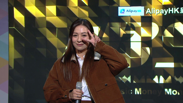 唱錢｜江若琳親臨找數唱《Show You》 盛讚當日「雲老師」表現好