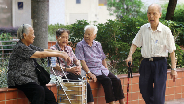 洗澡頻率因人而異？醫生提醒3關鍵原因+改善方法。圖片來源：HKET圖庫