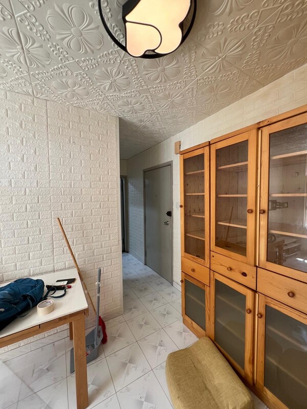 401呎觀塘居屋大改造！1招解決「開門見廁」！舊屋翻新變出日系無印風！