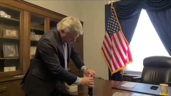 x @RepMikeCollins x @RepMikeCollins