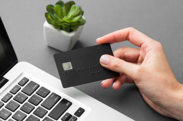 去旅行邊日飛最平?旅遊平台揭最抵出發日 7成人都估錯!