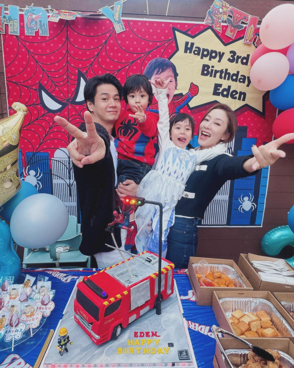 楊茜堯囡囡6歲生日全家福曝光!小珍珠驚人美貌如真人洋娃娃!網民激讚靚到好似AI