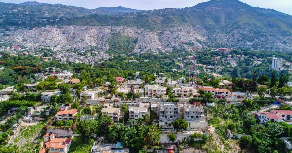 海地世界遺產古堡爆人踩人慘劇 至少30名參加者死亡多為年輕人