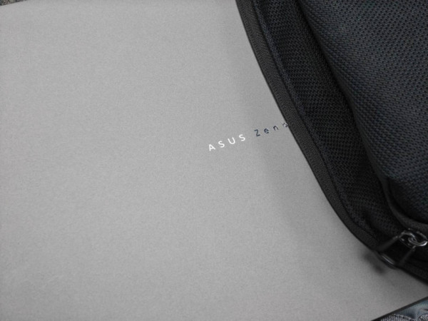 ASUS Zenbook S16 實測｜陶瓷鋁合金靚仔 16 吋大芒＋55 TOPS 算力剪片/AI 都夠玩！MacBook Air 遇最強對手