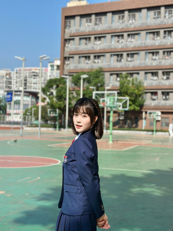 正義女神｜樂珈嘉演佘詩曼繼女成焦點！22歲背景起底精通七種舞蹈入行僅三年