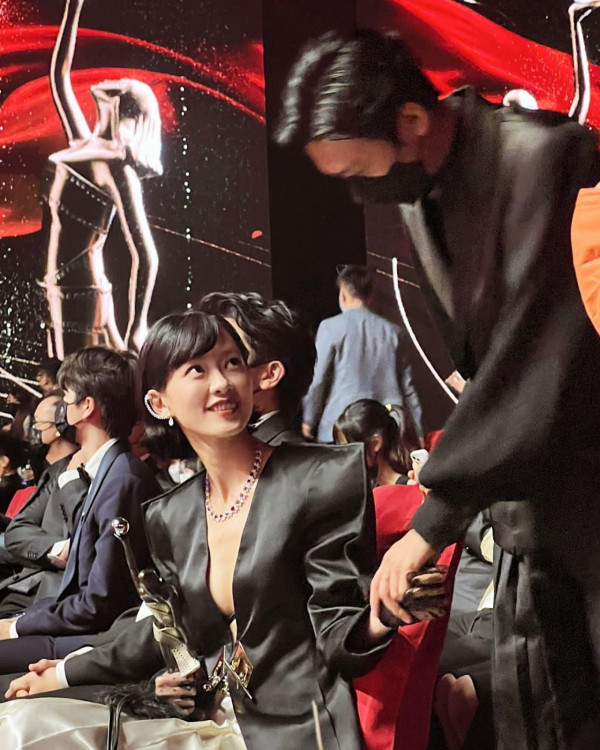 盧鎮業廖子妤愛情長跑7年親揭結婚大計！罕談拍拖經過原來情定金像獎