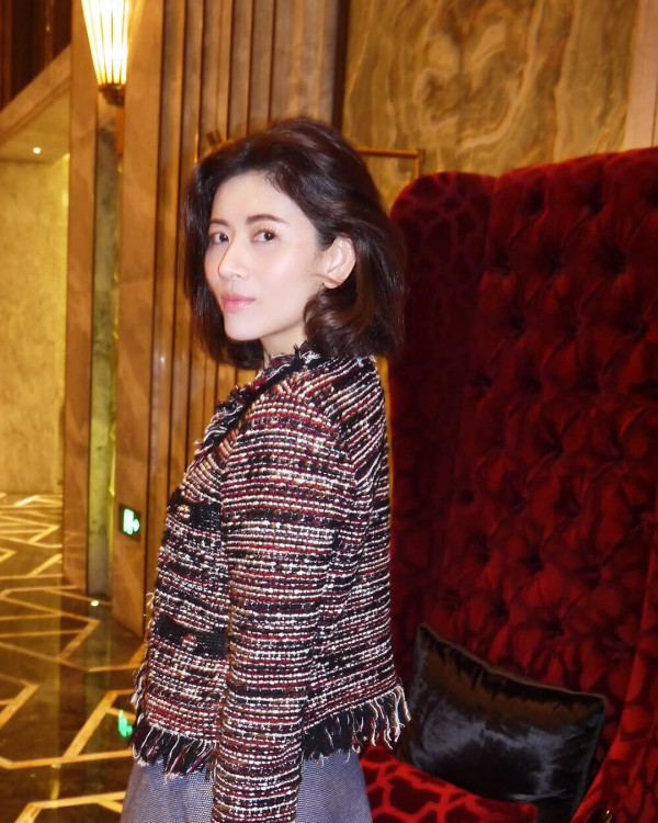 前TVB女藝人息影18年激罕現身！54歲近照曝光神級凍齡似34歲：真係睇唔出