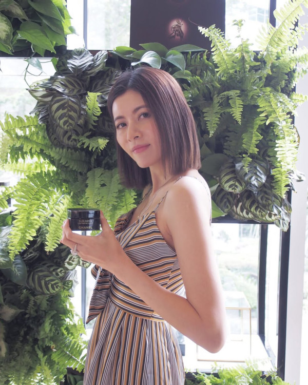 前TVB女藝人息影18年激罕現身！54歲近照曝光神級凍齡似34歲：真係睇唔出