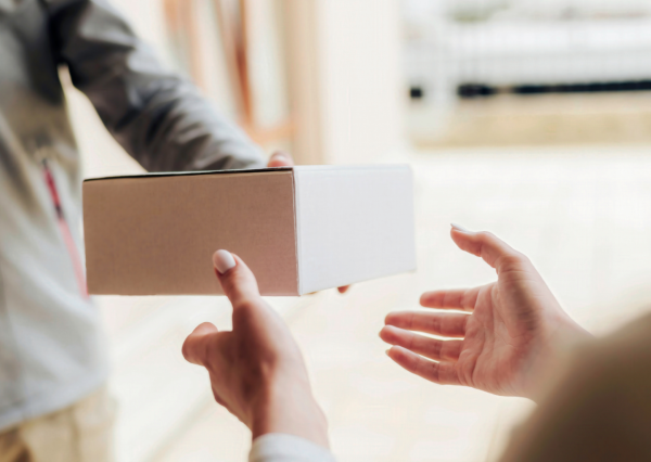 港漂碩士生月花$3000「窮住香港」！揭餐費$30+運動$0秘訣 網民震驚：呢啲地方竟然免費？