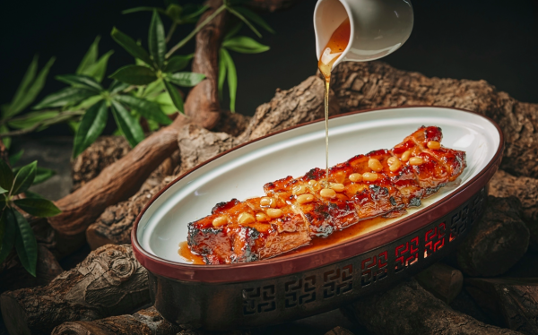 母親節餐廳2026︱全港高CP值母親節自助餐/下午茶合集 東涌自助餐媽媽半價/酒店買3送1/人均$261歎肉眼扒海鮮！