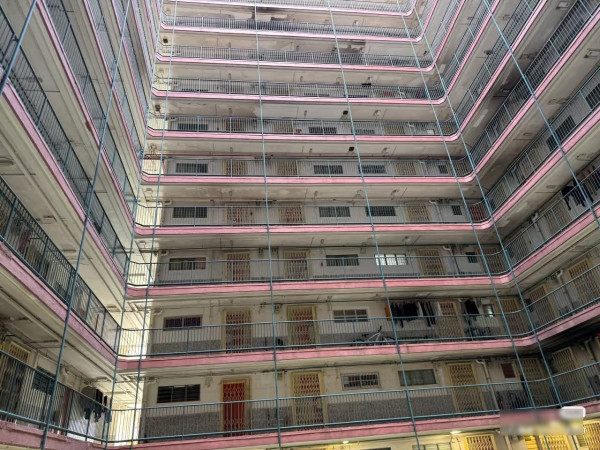港人拒首派市區井字型公屋 網民列4大原因狂嘆走寶：冷氣都唔使開+超大露台！