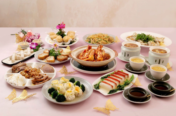 母親節餐廳2026︱全港高CP值母親節自助餐/下午茶合集 東涌自助餐媽媽半價/酒店買3送1/人均$261歎肉眼扒海鮮！