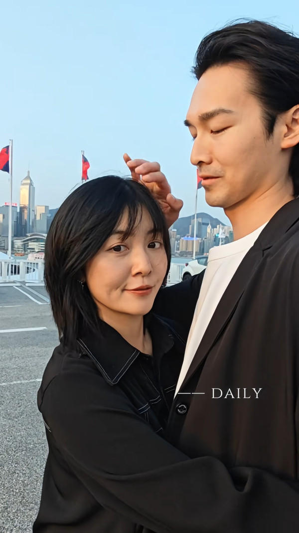 34歲男藝人首度公開認愛TVB姐仔！直播錫錫鏡頭前放閃：我哋一齊已經五年