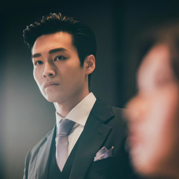 34歲男藝人首度公開認愛TVB姐仔！直播錫錫鏡頭前放閃：我哋一齊已經五年