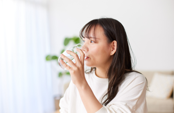保健品｜網民日食1常見保健品半個月致血尿 醫生警告：過量攝取恐生腎結石 