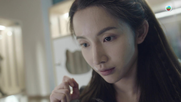 正義女神｜「虐猫少女」陳若思魔性傻笑勁駭人！微表情眼神演活超像真癲瘋狀態