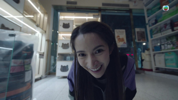 正義女神｜「虐猫少女」陳若思魔性傻笑勁駭人！微表情眼神演活超像真癲瘋狀態