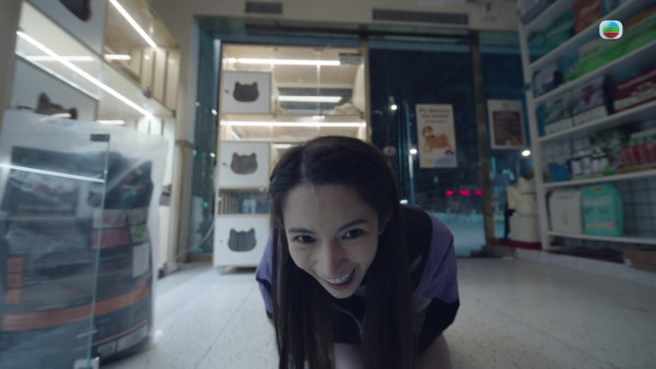 正義女神｜「虐猫少女」陳若思魔性傻笑勁駭人！微表情眼神演活超像真癲瘋狀態