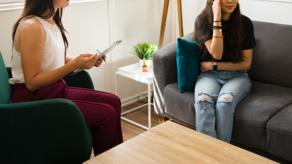 港漂8年揭港人10大社交禁忌！「搶埋單」竟是地雷 港人反擊爆潛規則