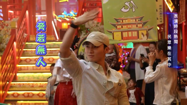 試真D｜吳業坤喪食腸粉嘆似打茄輪！周嘉洛踎街邊塞紙巾頂渠味惡臭