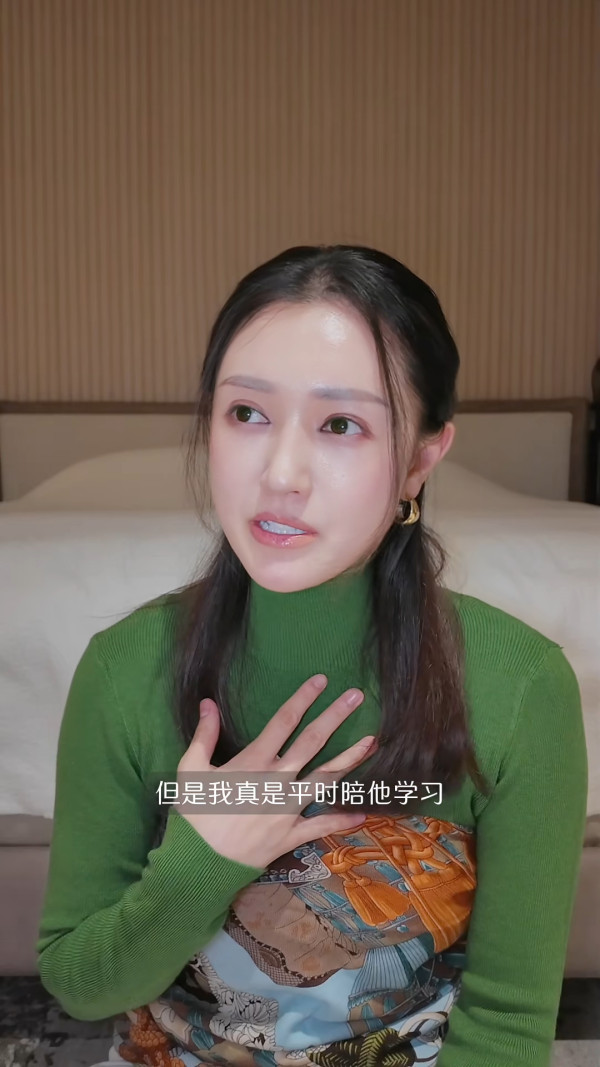 張寶兒近照驚見眼距愈黐愈埋好詭異！入行10年進化史極厚雙眼皮嚇窒網民