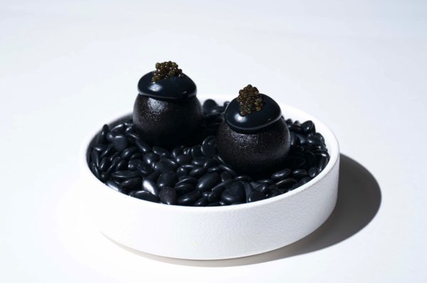 灣仔人氣西班牙菜全新酒吧風格 洋蔥薯仔魷魚奄列/帶子配燉菜/原個炸洋蔥