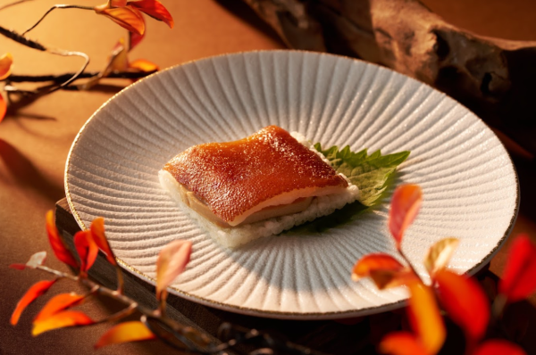 母親節餐廳2026︱全港高CP值母親節自助餐/下午茶合集 東涌自助餐媽媽半價/酒店買3送1/人均$261歎肉眼扒海鮮！