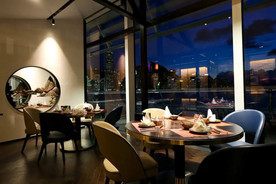 羲和雅苑片皮鴨放題買一送一！人均$114起 2小時任食烤鴨及50款經典中菜！附獨家優惠碼