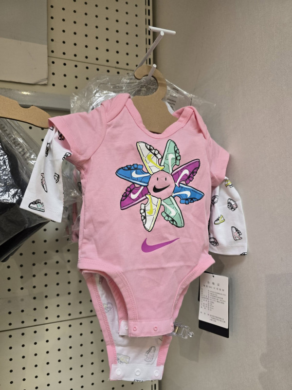 尖沙咀海港城嬰童服飾及用品開倉低至43折!一連6日 嬰幼兒服飾/泳裝/餐具/玩具$39起