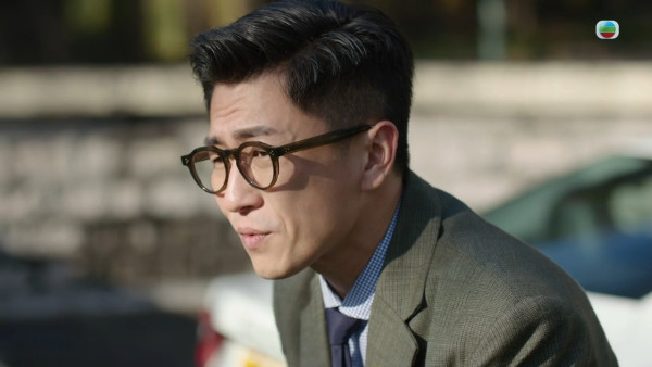 正義女神角色｜馬貫東演律師「陰聲細氣」伏筆超深！真相揭盅驚揭原來患肺癌多年