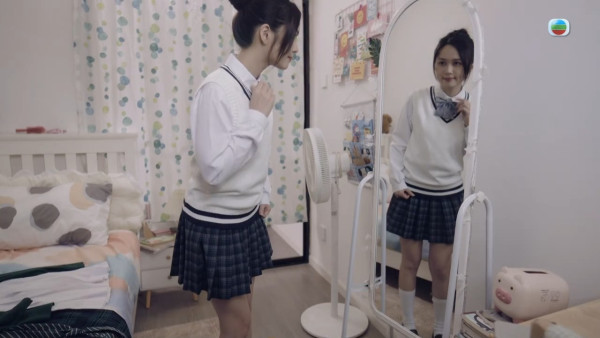 正義女神｜29歲梁超怡演未成年女學生零違和！背景起底港姐季軍其實係童星出身