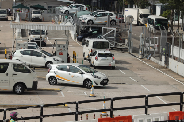 做教車師傅搏月賺10萬？政府增發332個牌照！拆解考牌資格＋行業潛規則