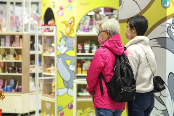 父母免稅額︱供養父母免稅額最高$10萬 受養人需符合3條件!與父母同住點定義?兄弟姊妹可以攤分?