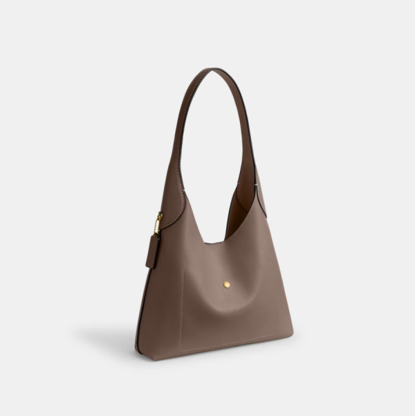 母親節禮物︰Coach Brooklyn 28 單肩手袋（圖片來源︰Coach）