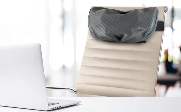 母親節禮物︰OSIM V手暖暖枕（圖片來源︰OSIM）