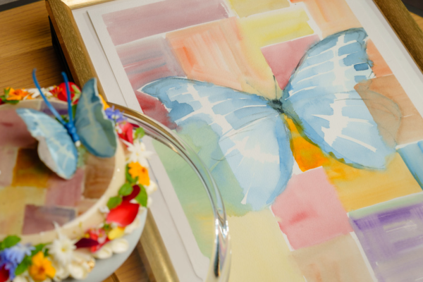 母親節蛋糕推介︱低至$268起入手限量花束/立體紅玫瑰/天鵝造型蛋糕 早鳥預訂更享85折！