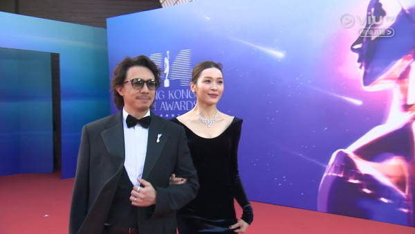 金像獎2026｜李佳芯貴氣晚裝艷壓紅地毯現場！深U領口首度亮相隔籬台ViuTV