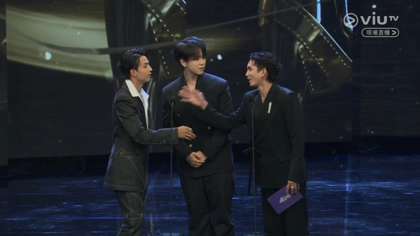 金像獎2026｜古天樂宣萱Kiss Cam錫錫掀全場高潮 「一王三后」作狀熱吻惹尖叫