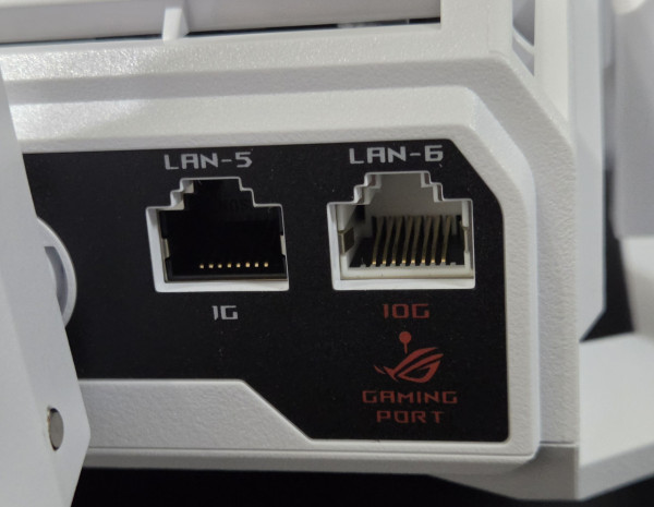 真・AI 路由器 ASUS ROG Rapture GT-BE19000AI 評測！內建獨立 NPU 核心‧完美支援 Docker 與智能家居！